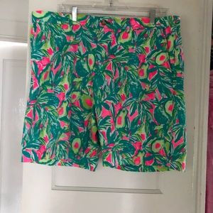 Men’s size 40 Lilly Pulitzer Bermuda shorts